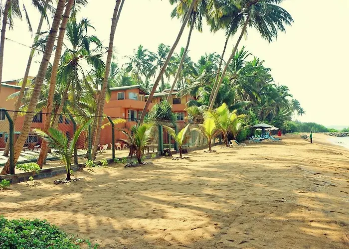 Spa Hotel: Oyo 246 Roy Villa Beach Hotel